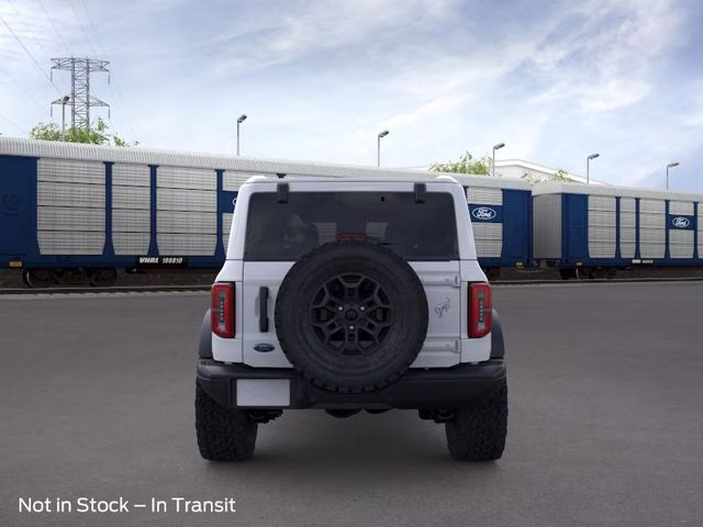 2026 Oxford White Ford Bronco Badlands 4X4 SUV