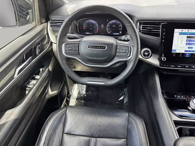 2023 Velvet Red Pearlcoat Jeep Wagoneer L Series II RWD SUV