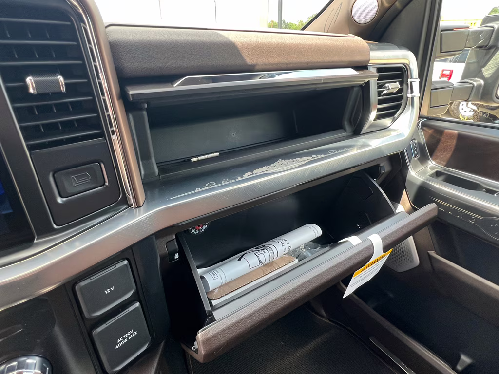 2026 Star White Metallic Tri-Coat Ford Super Duty F-250 SRW King Ranch 4X4 Truck