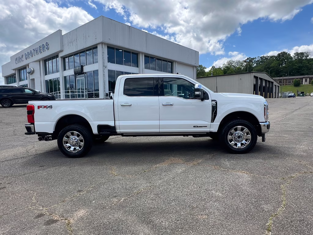 2026 Star White Metallic Tri-Coat Ford Super Duty F-250 SRW King Ranch 4X4 Truck