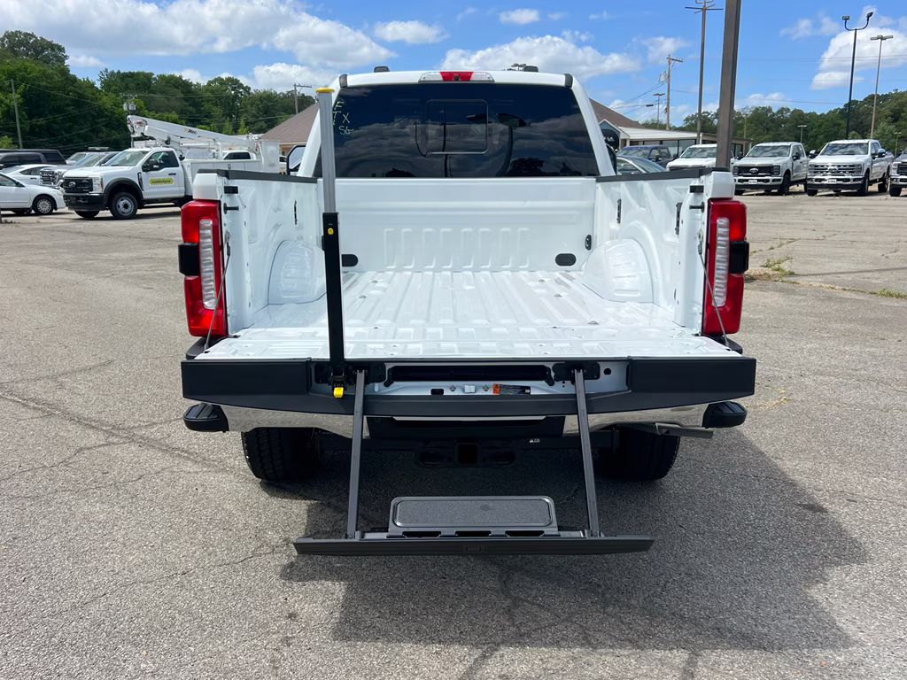 2026 Star White Metallic Tri-Coat Ford Super Duty F-250 SRW King Ranch 4X4 Truck
