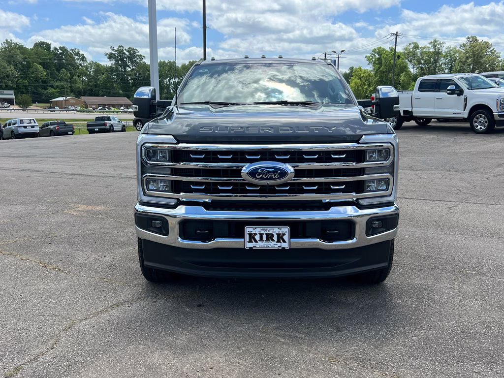 2026 Carbonized Gray Metallic Ford Super Duty F-250 SRW LARIAT 4X4 Truck