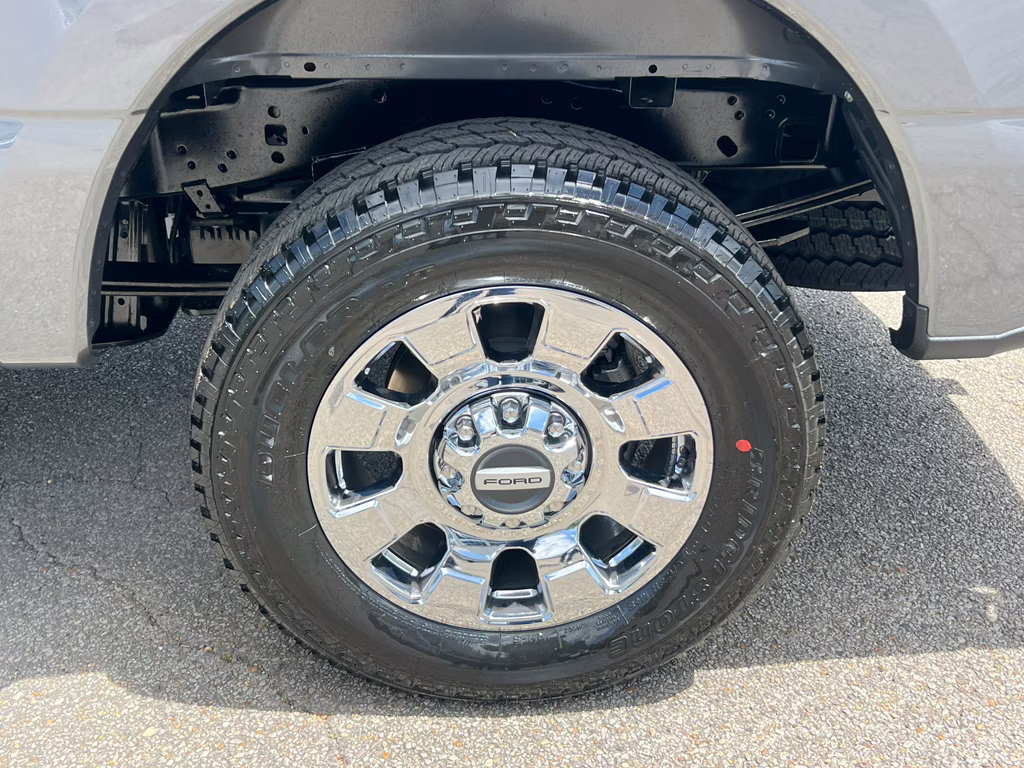 2026 Carbonized Gray Metallic Ford Super Duty F-250 SRW LARIAT 4X4 Truck