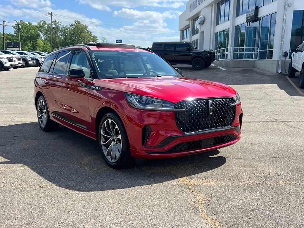 2026 Red Carpet Metallic Tinted Clearcoat Lincoln Aviator Premiere RWD SUV