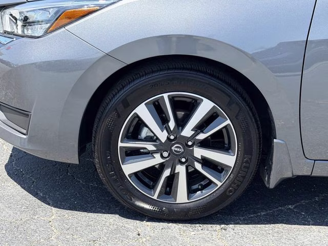 2025 Gun Metallic Nissan Versa 1.6 SV FWD Sedan