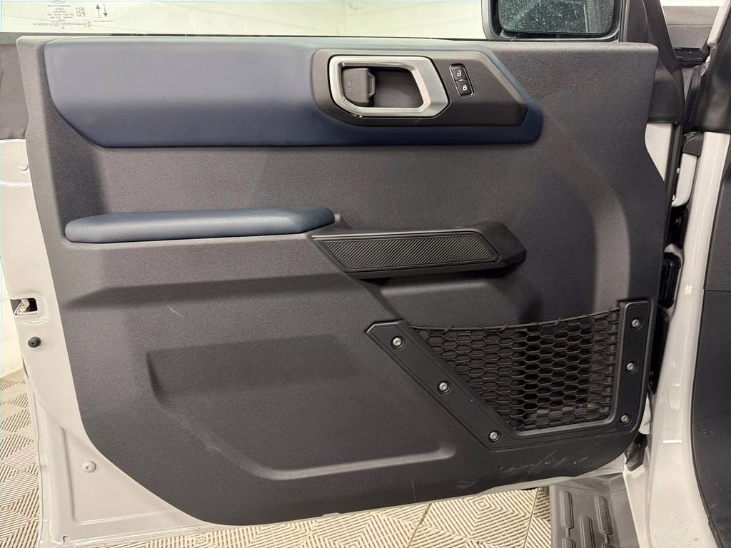 2026 AVALANCHE GRAY Ford Bronco Heritage Edition 4X4 SUV