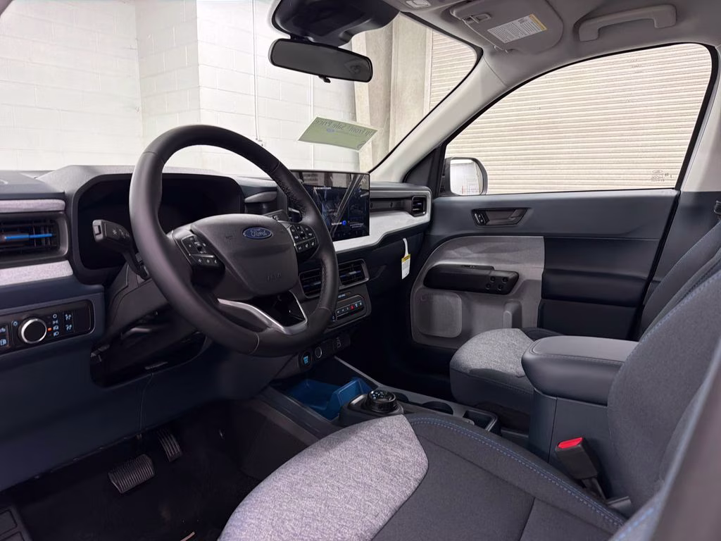 2026 OXFORD WHITE Ford Maverick XLT FWD Truck