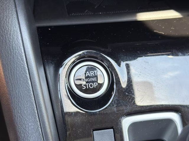 2025 Aspen White Tricoat Nissan Versa 1.6 SV FWD Sedan