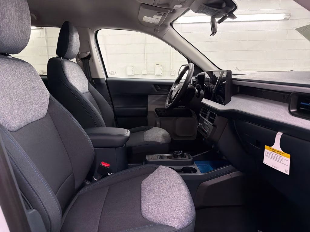 2026 OXFORD WHITE Ford Maverick XLT FWD Truck