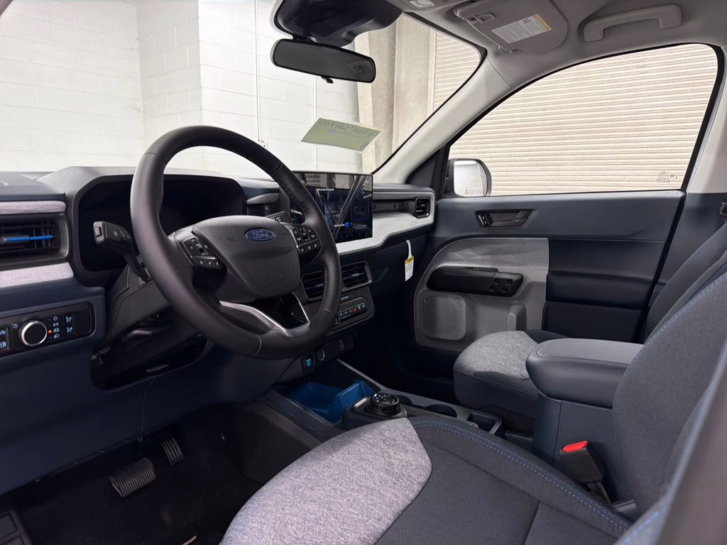 2026 OXFORD WHITE Ford Maverick XLT FWD Truck