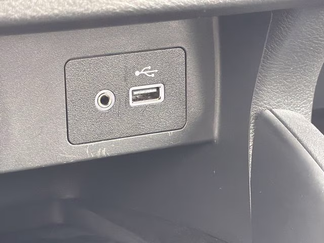 2025 Aspen White Tricoat Nissan Versa 1.6 SV FWD Sedan