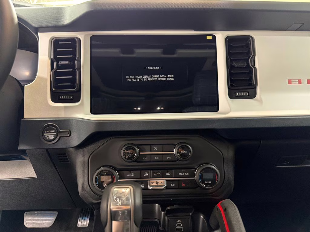2026 AVALANCHE GRAY Ford Bronco Heritage Edition 4X4 SUV
