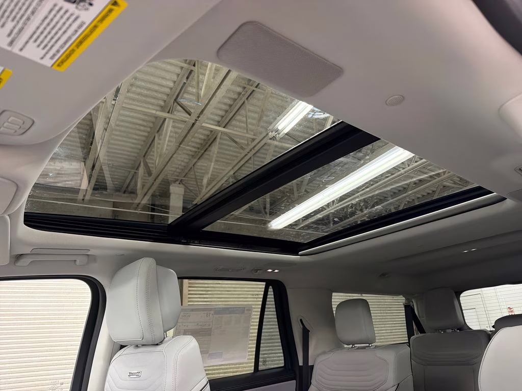 2026 STAR WHITE TRI-COAT Ford Expedition Max Platinum 4X4 SUV