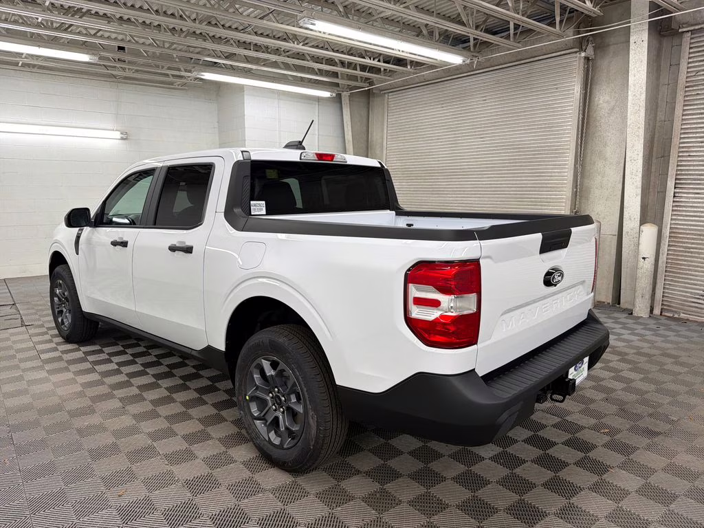2026 OXFORD WHITE Ford Maverick XLT FWD Truck