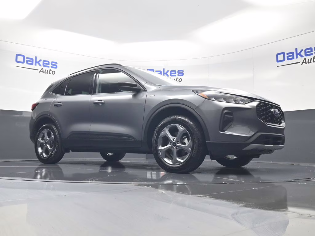 2025 Gray Metallic Ford Escape ST-Line AWD SUV