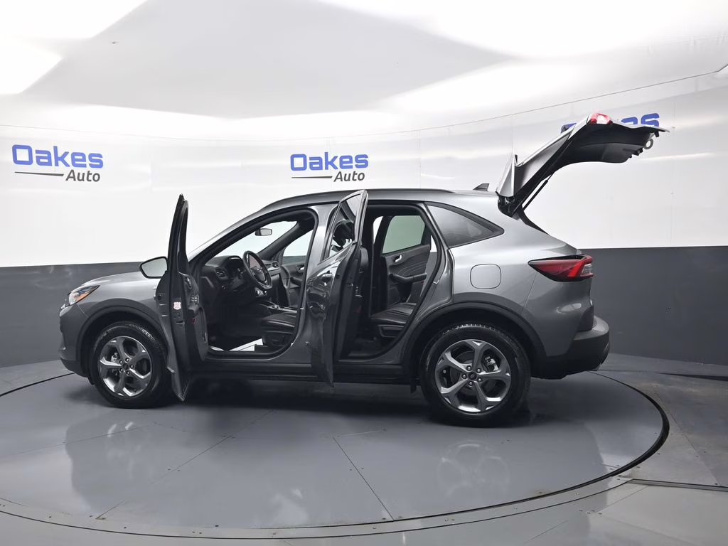 2025 Gray Metallic Ford Escape ST-Line AWD SUV