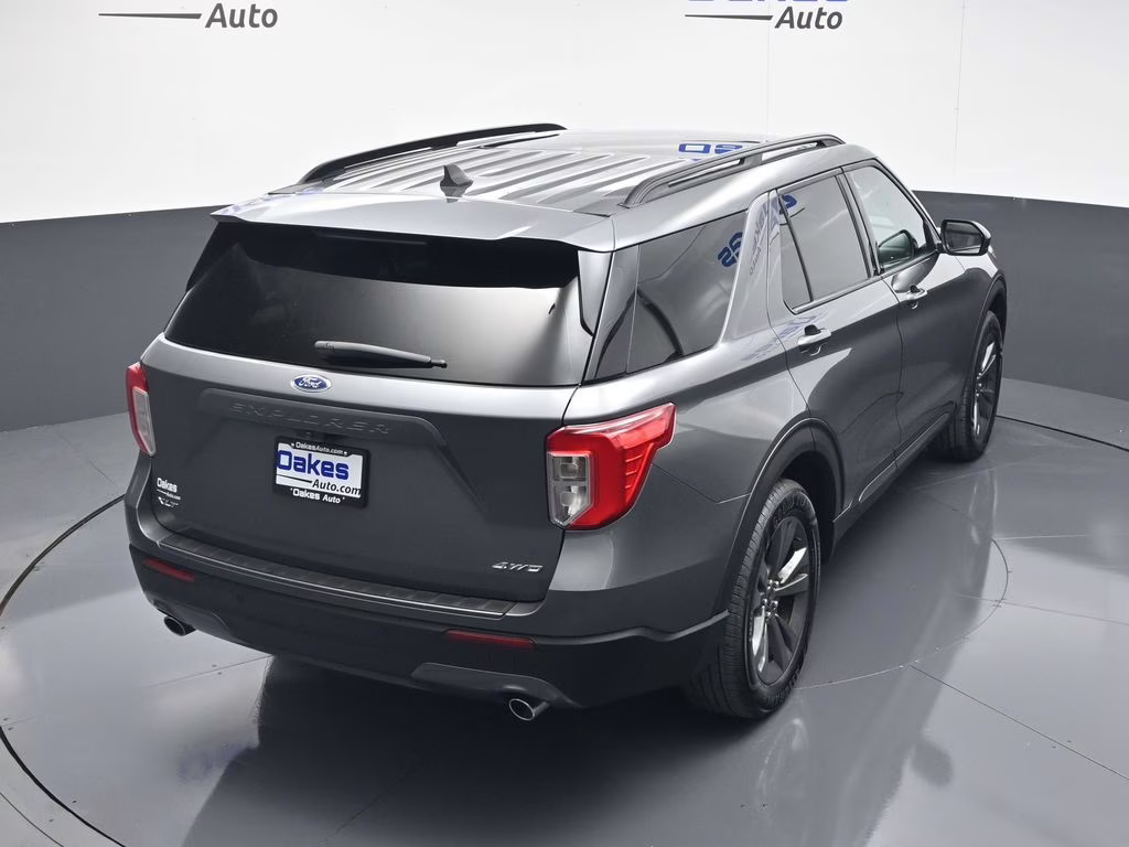 2023 Gray Metallic Ford Explorer XLT 4X4 SUV