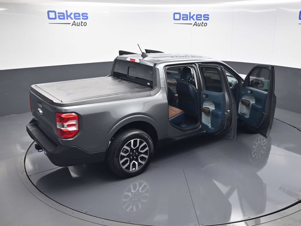 2024 Gray Metallic Ford Maverick Lariat FWD Truck