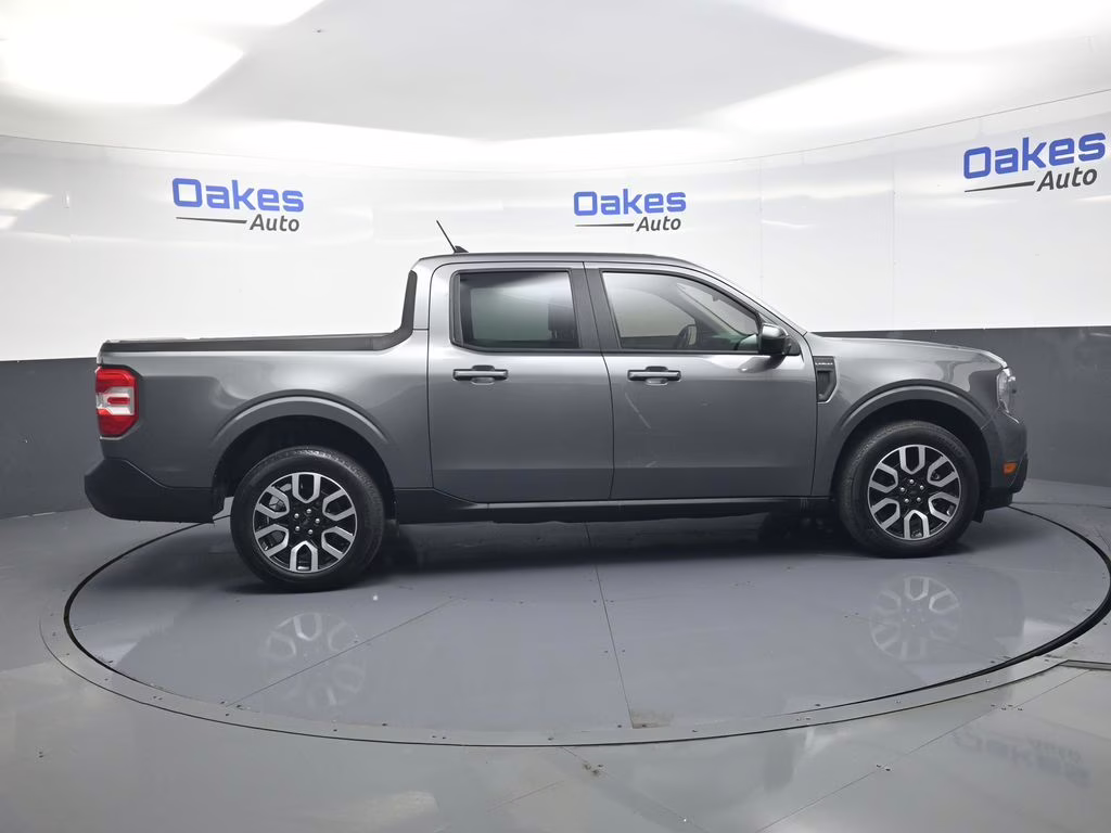 2024 Gray Metallic Ford Maverick Lariat FWD Truck