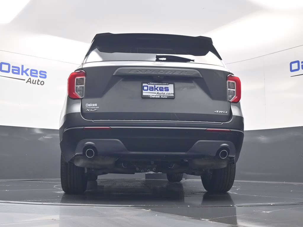 2023 Gray Metallic Ford Explorer XLT 4X4 SUV