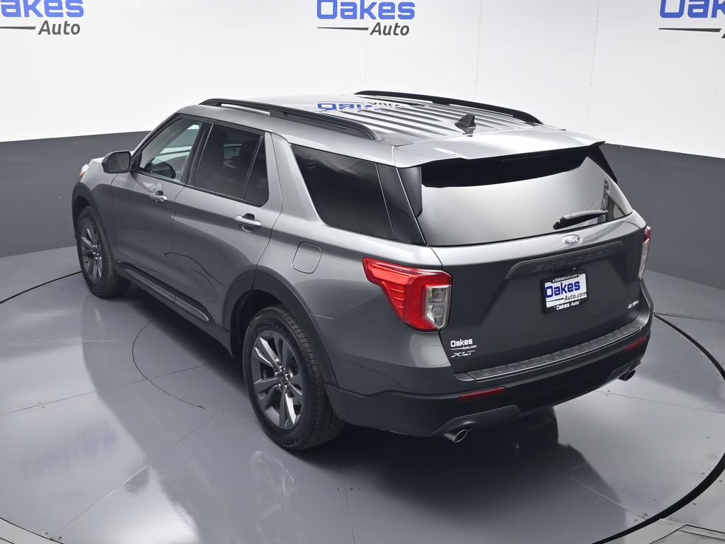 2023 Gray Metallic Ford Explorer XLT 4X4 SUV