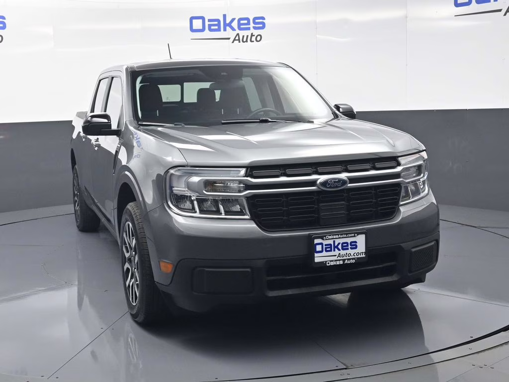 2024 Gray Metallic Ford Maverick Lariat FWD Truck