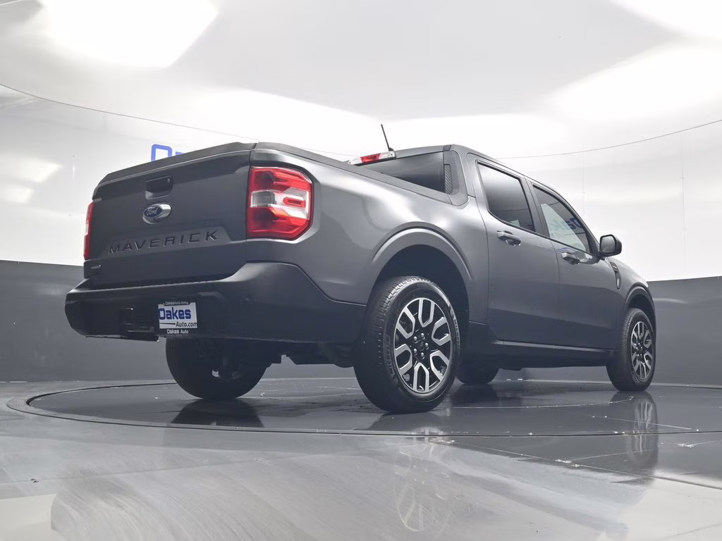 2024 Gray Metallic Ford Maverick Lariat FWD Truck