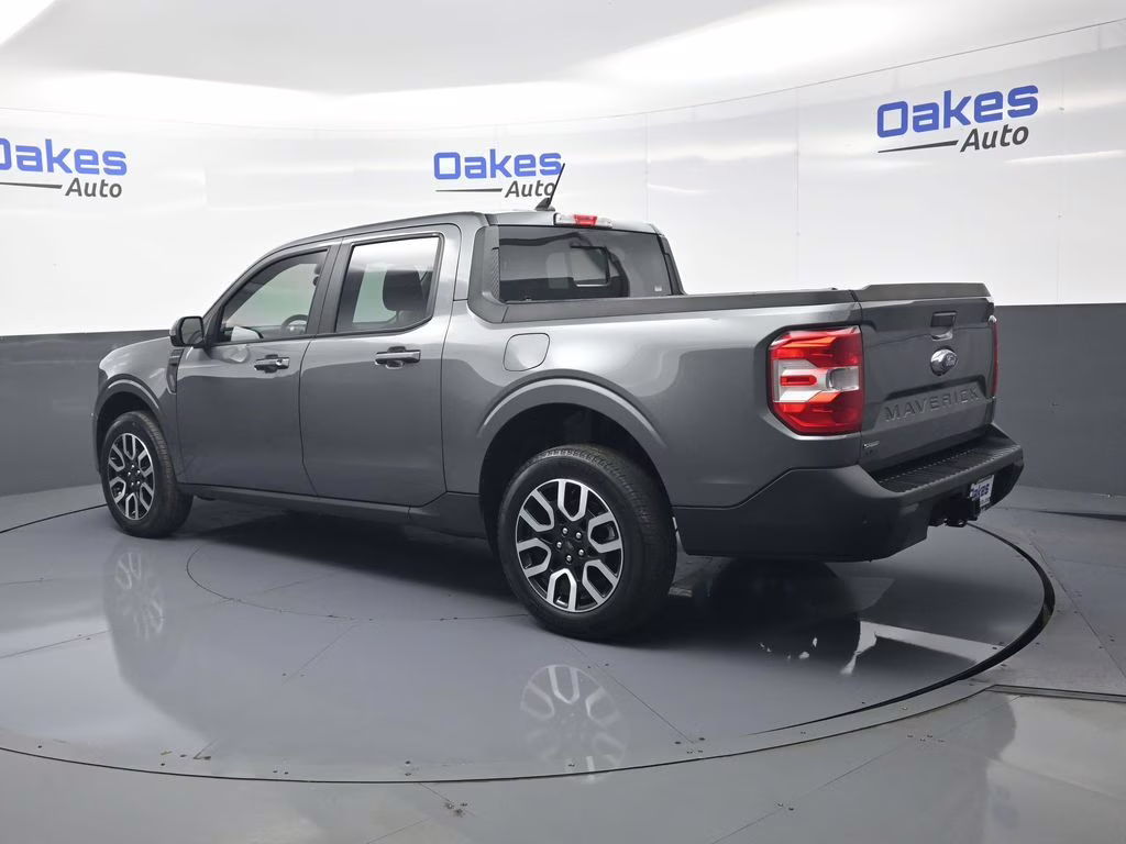 2024 Gray Metallic Ford Maverick Lariat FWD Truck