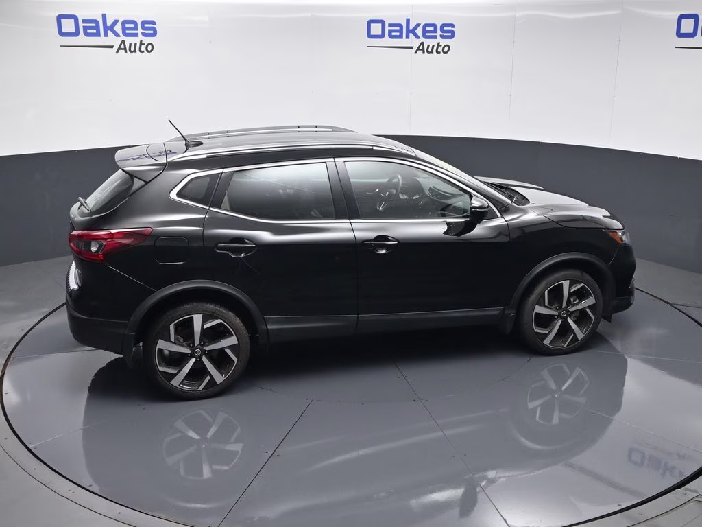 2022 Magnetic Black Pearl Nissan Rogue Sport SL AWD SUV