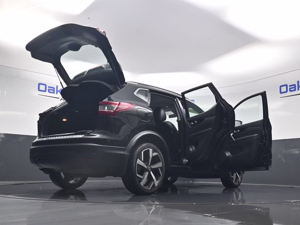 2022 Magnetic Black Pearl Nissan Rogue Sport SL AWD SUV