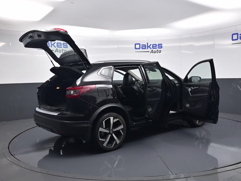 2022 Magnetic Black Pearl Nissan Rogue Sport SL AWD SUV