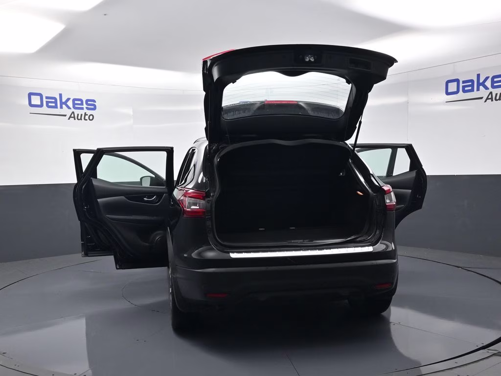 2022 Magnetic Black Pearl Nissan Rogue Sport SL AWD SUV