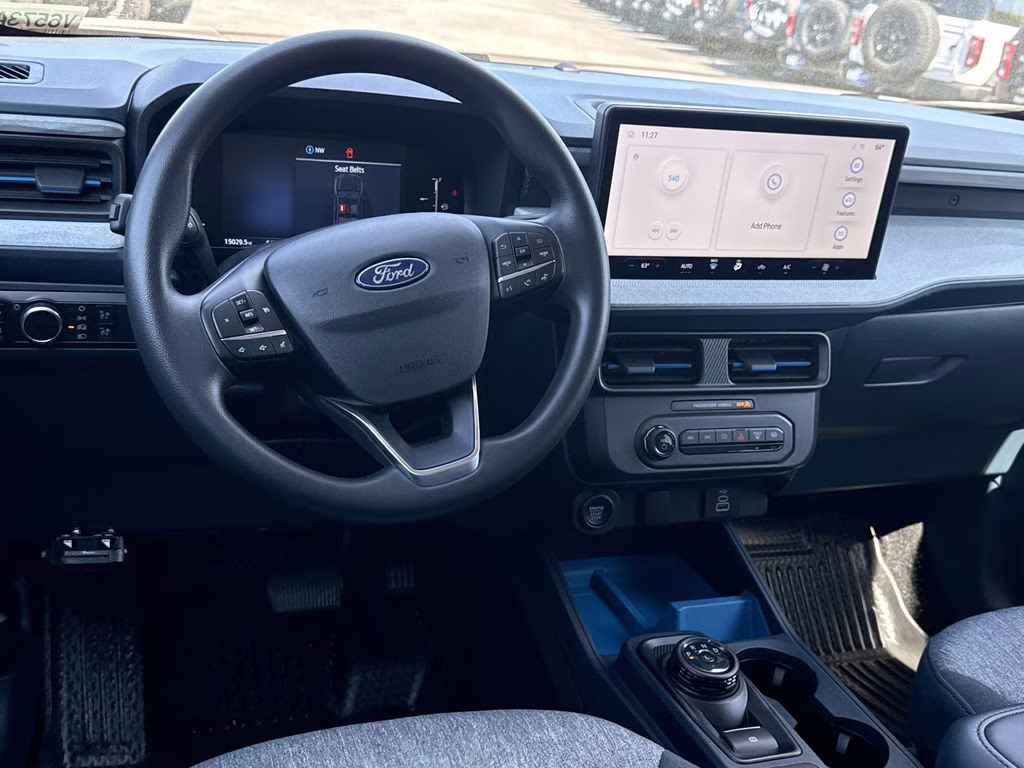 2025 Oxford White Ford Maverick XLT FWD Truck