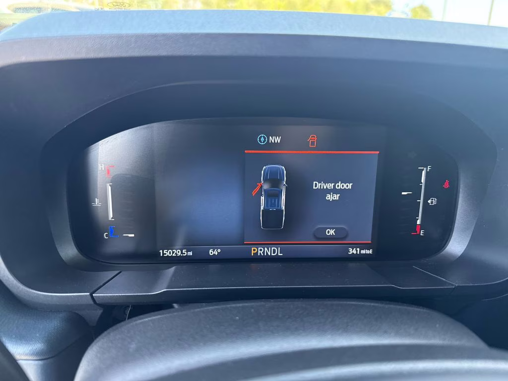 2025 Oxford White Ford Maverick XLT FWD Truck