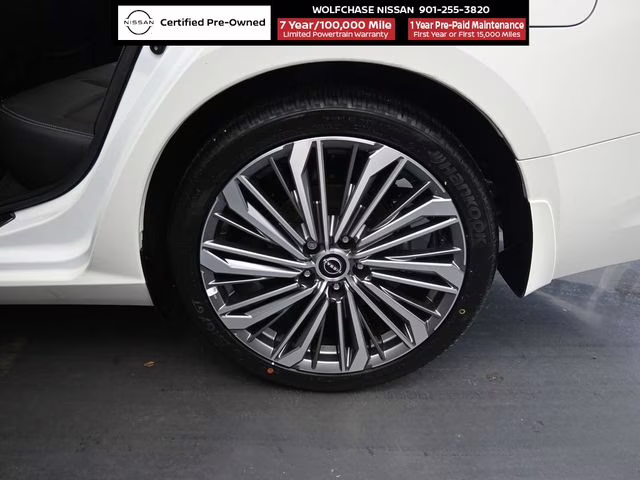 2025 Pearl White Tricoat Nissan Altima 2.5 SL FWD Sedan