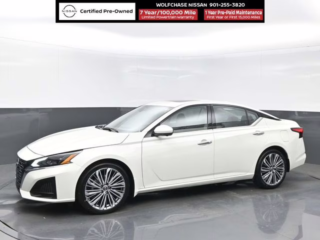 2025 Pearl White Tricoat Nissan Altima 2.5 SL FWD Sedan