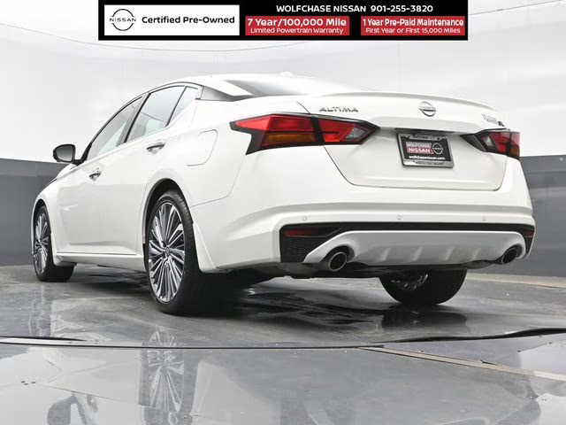2025 Pearl White Tricoat Nissan Altima 2.5 SL FWD Sedan