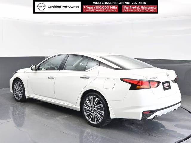 2025 Pearl White Tricoat Nissan Altima 2.5 SL FWD Sedan
