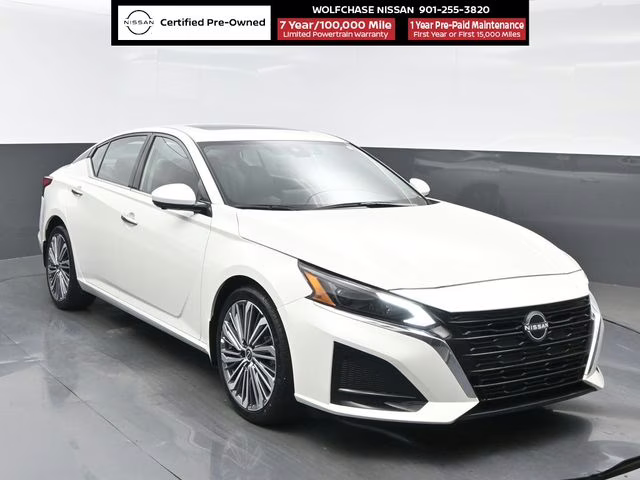 2025 Pearl White Tricoat Nissan Altima 2.5 SL FWD Sedan