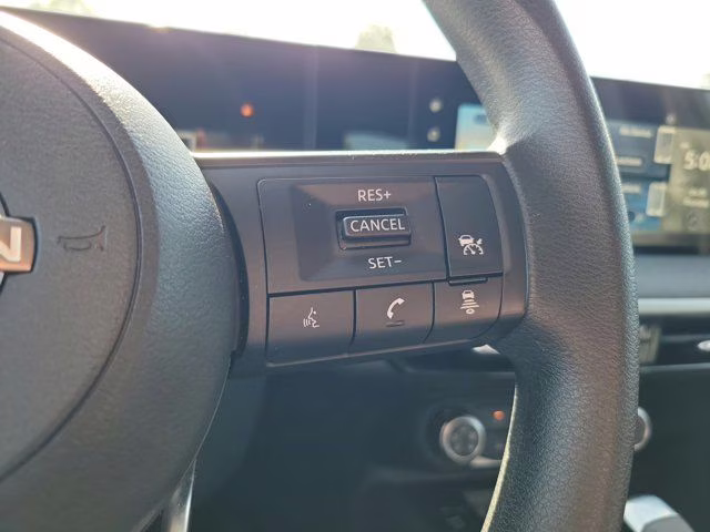 2025 Gun Metallic Nissan Kicks SV FWD SUV