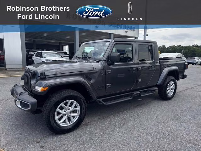 2023 Granite Crystal Metallic Clearcoat Jeep Gladiator Sport S 4X4 Truck