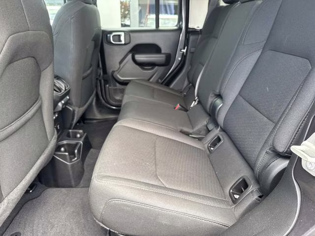 2023 Granite Crystal Metallic Clearcoat Jeep Gladiator Sport S 4X4 Truck