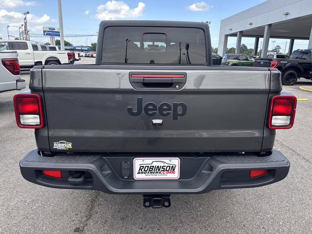 2023 Granite Crystal Metallic Clearcoat Jeep Gladiator Sport S 4X4 Truck
