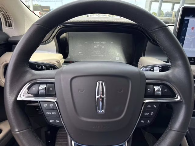 2023 White Metallic Lincoln Nautilus Standard AWD SUV