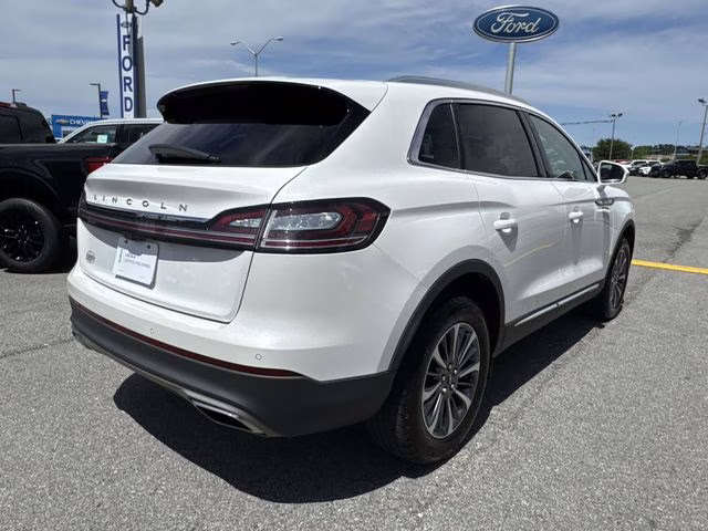 2023 White Metallic Lincoln Nautilus Standard AWD SUV