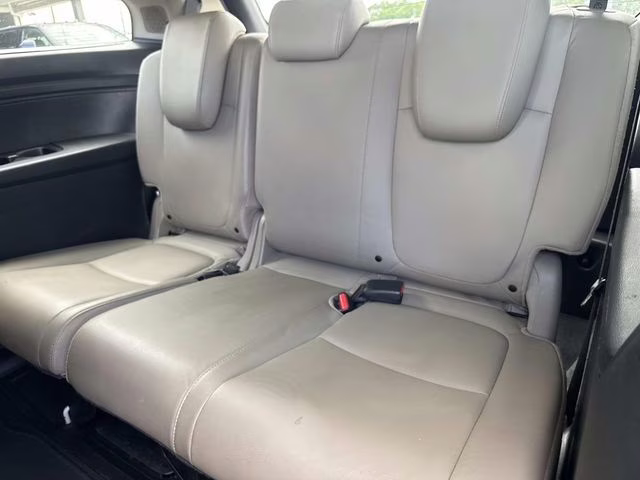 2019 White Honda Odyssey Elite FWD Van