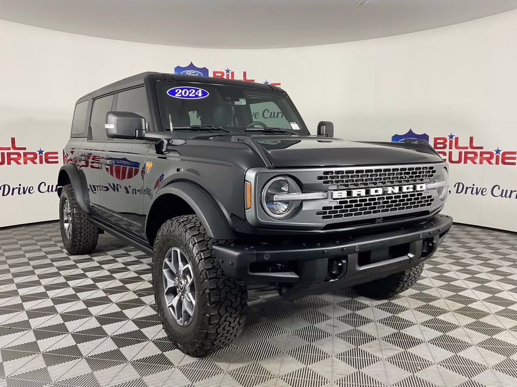 2024 Shadow Black Ford Bronco Badlands 4X4 SUV