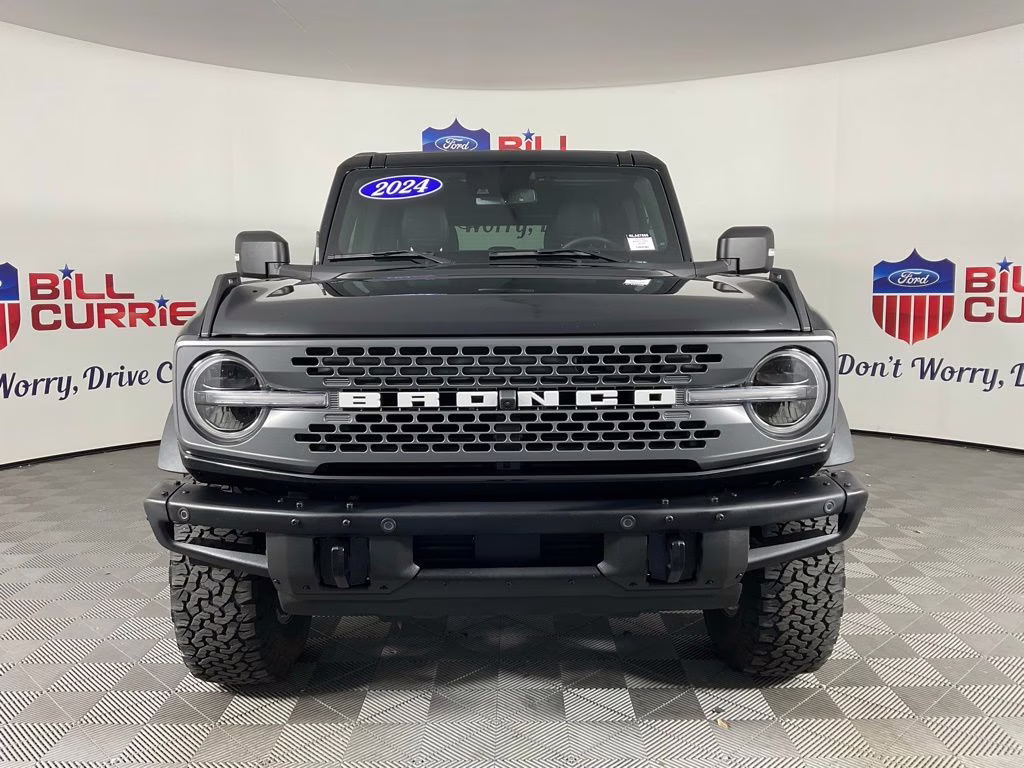 2024 Shadow Black Ford Bronco Badlands 4X4 SUV