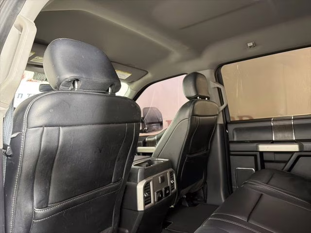 2020 Black Metallic Ford Super Duty F-350 SRW Lariat 4X4 Truck