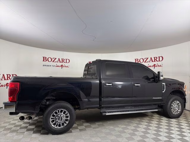 2020 Black Metallic Ford Super Duty F-350 SRW Lariat 4X4 Truck